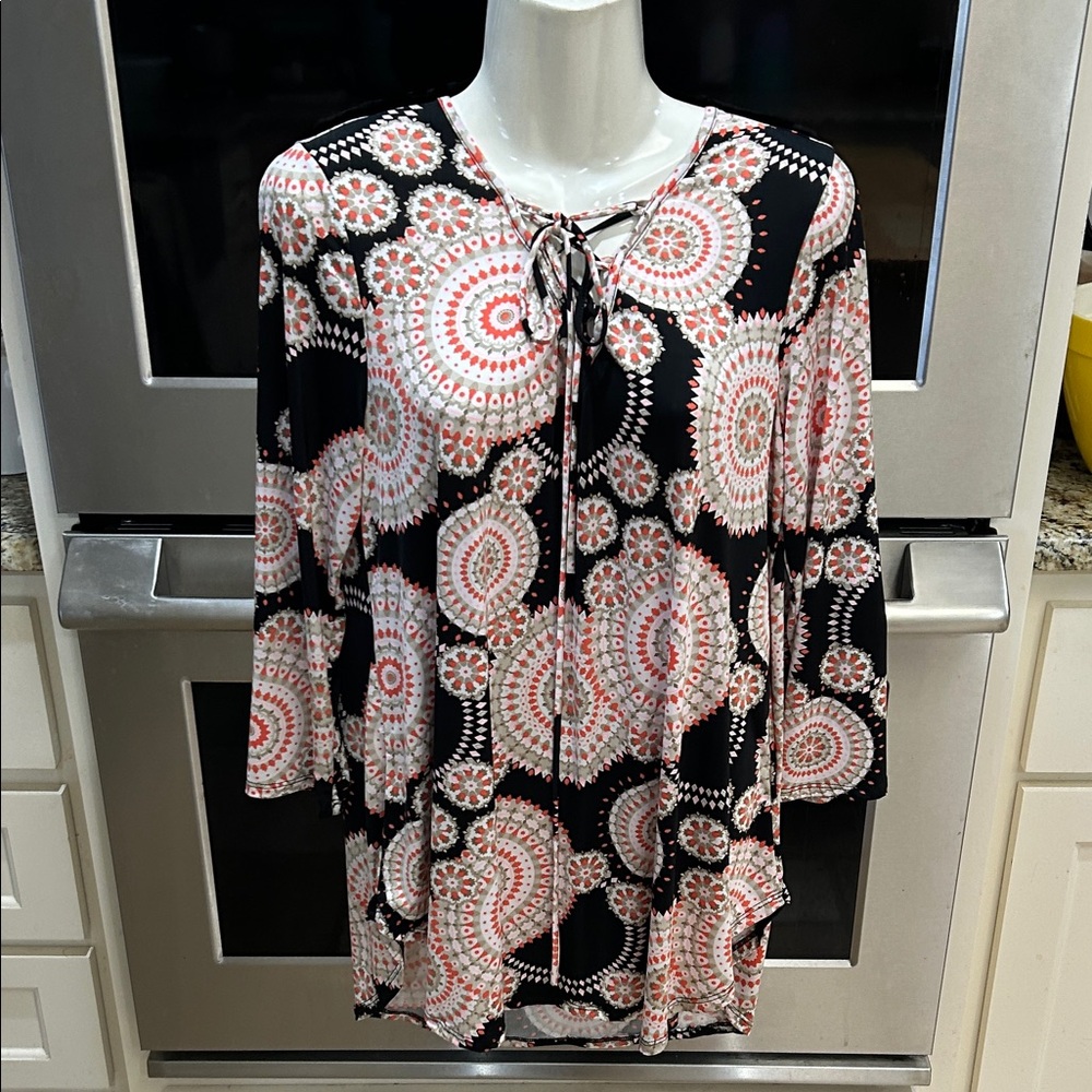 Yahada Black and Coral Geometric Tunic